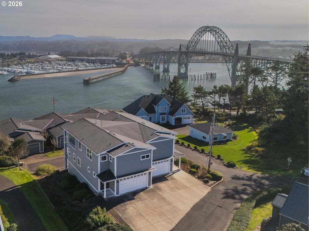 1133 Sw 12th St, Newport