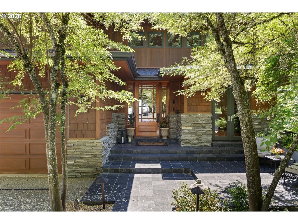 4633 Sw Hillside Dr, Portland