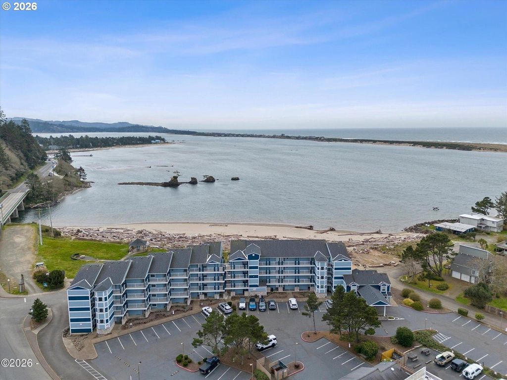 5201 Sw Highway 101, Lincoln City