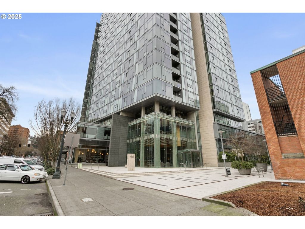 1221 Sw 10th Ave 1412, Portland
