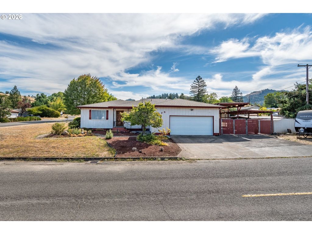 225 Se Stevenson Ave, Myrtle Creek