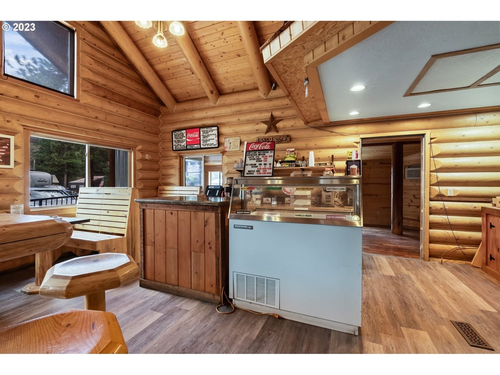 363 S Mill St, Sumpter OR Sumpter Log Cabin Homes For Sale