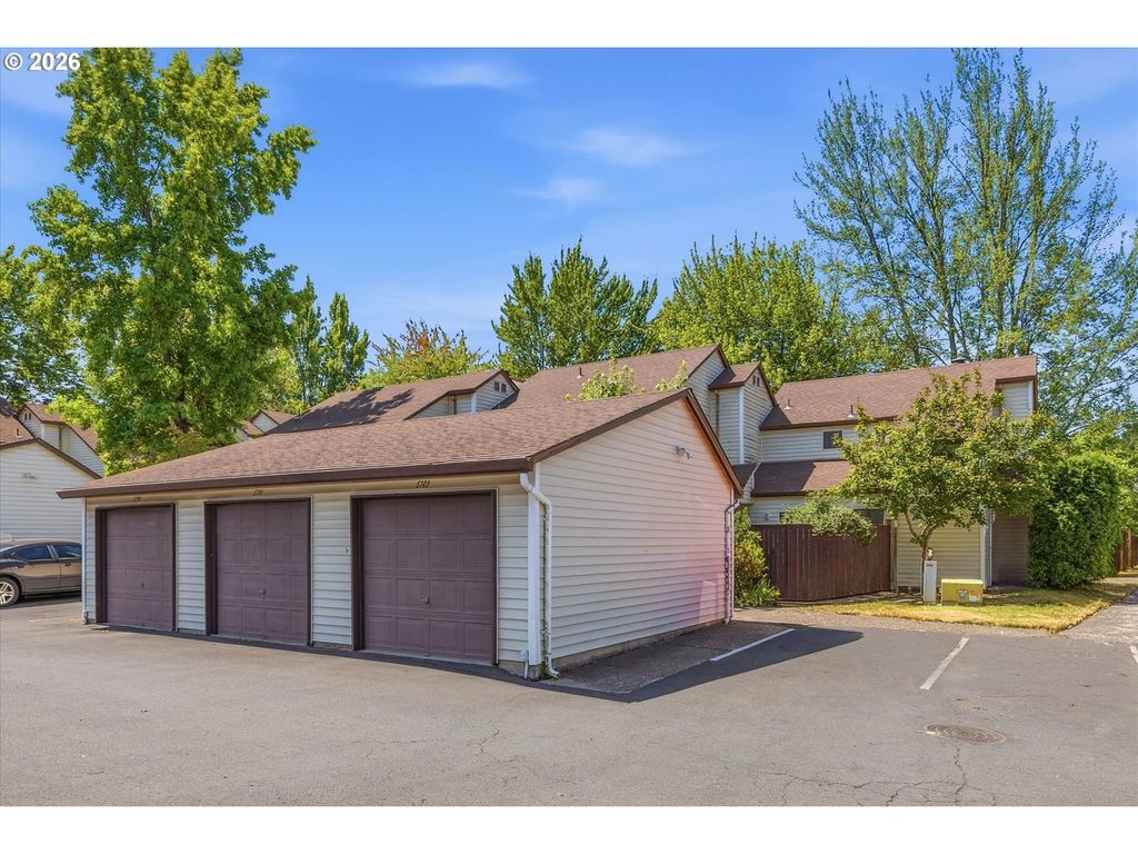 5783 Sw 204th Pl, Beaverton