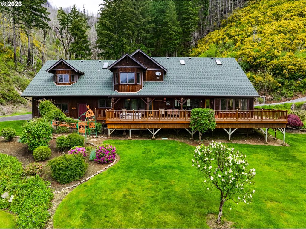 49985 Mckenzie Hwy, Vida