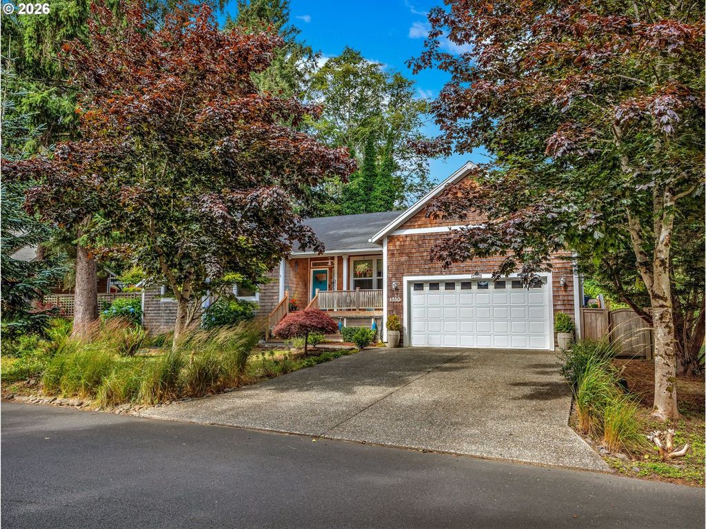 1350 Chinook Ln, Gearhart