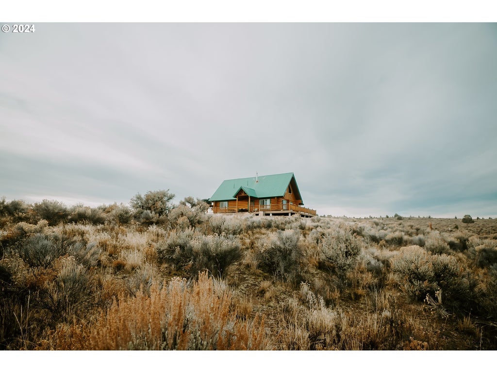 59125 N Rainbow Rd, Christmas Valley