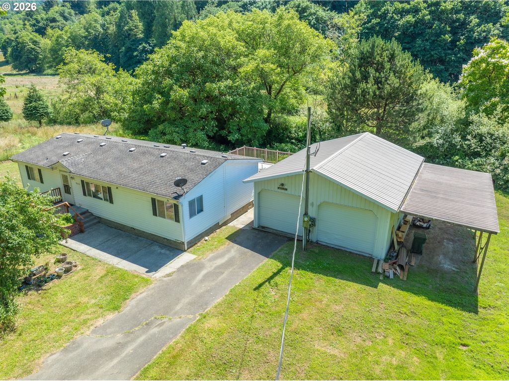 96060 Coos Sumner Ln, Coos Bay