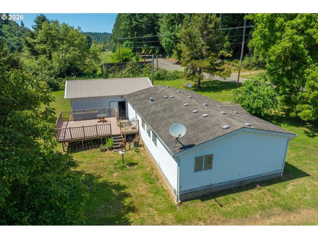 96060 Coos Sumner Ln, Coos Bay