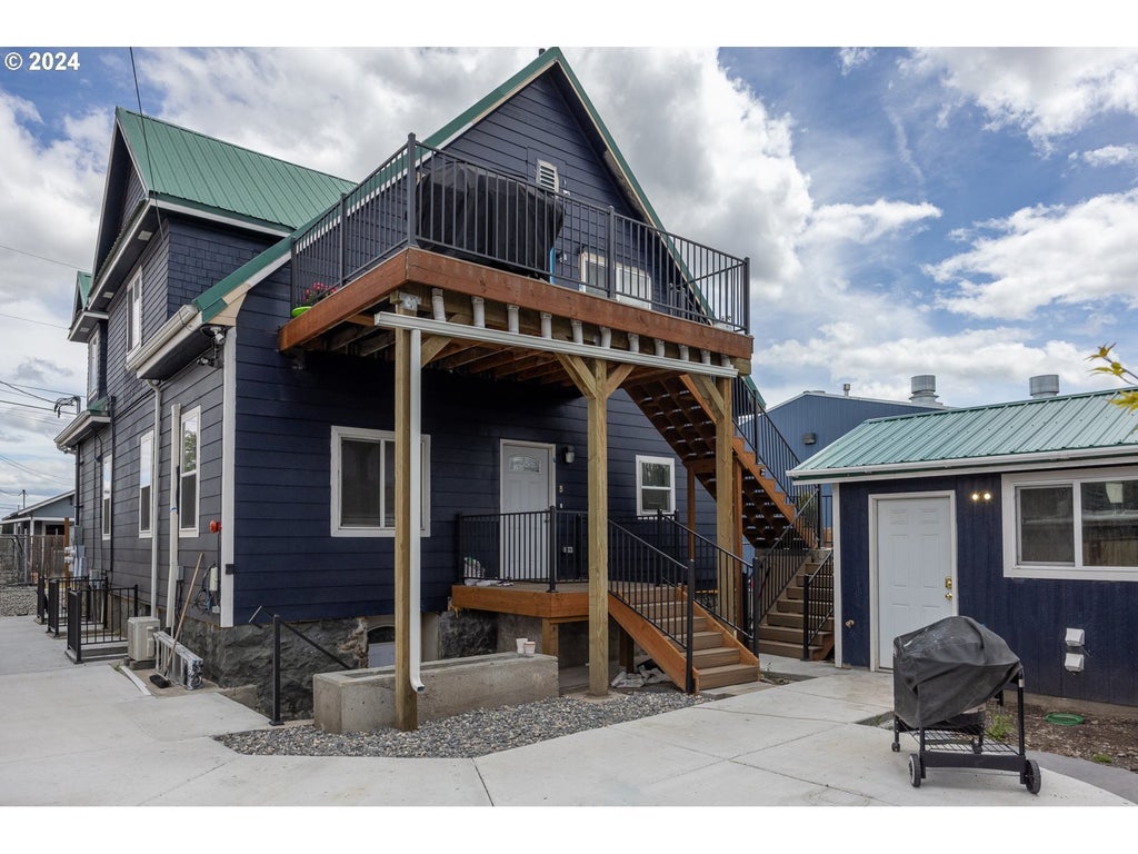 415 Sw 7th St, Pendleton