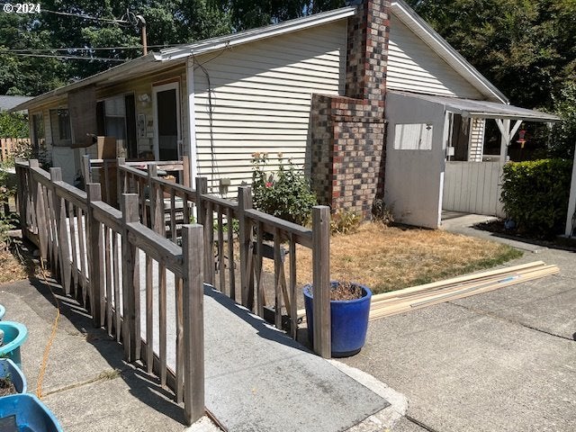 512 S Howard St, Newberg