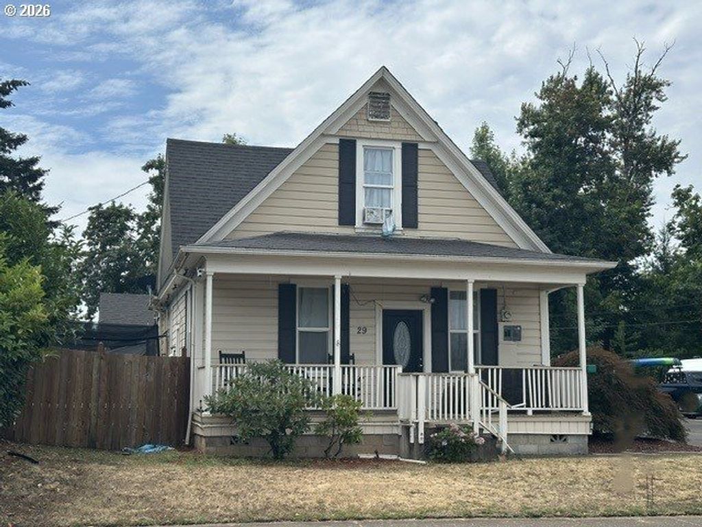 29 E Harrison Ave, Cottage Grove