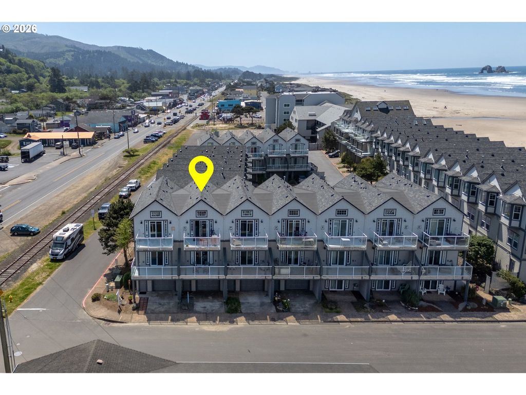 120 N 3rd Ave, Rockaway Beach