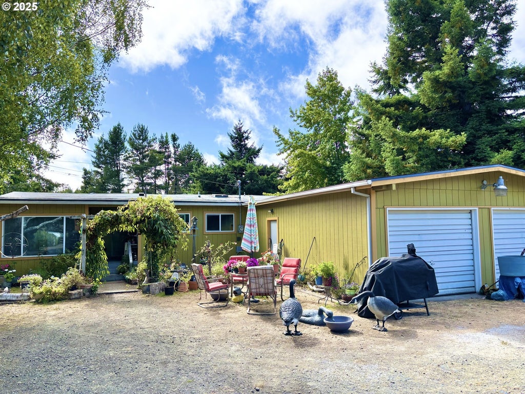 465 N 8th St, Lakeside