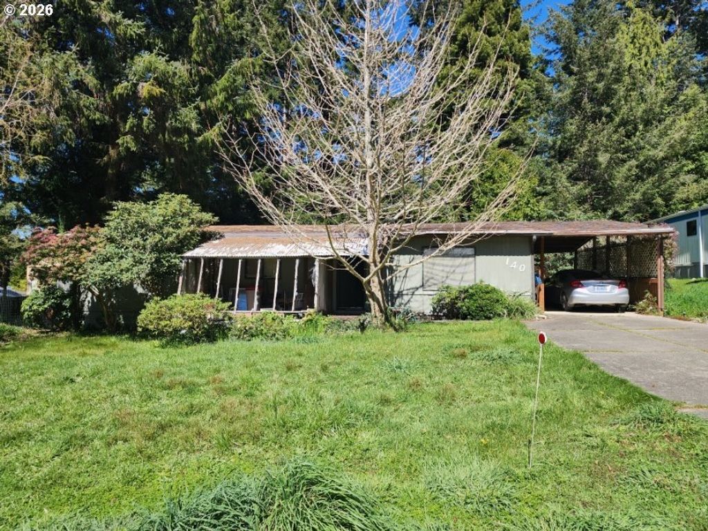 140 Woodglen St, Port Orford