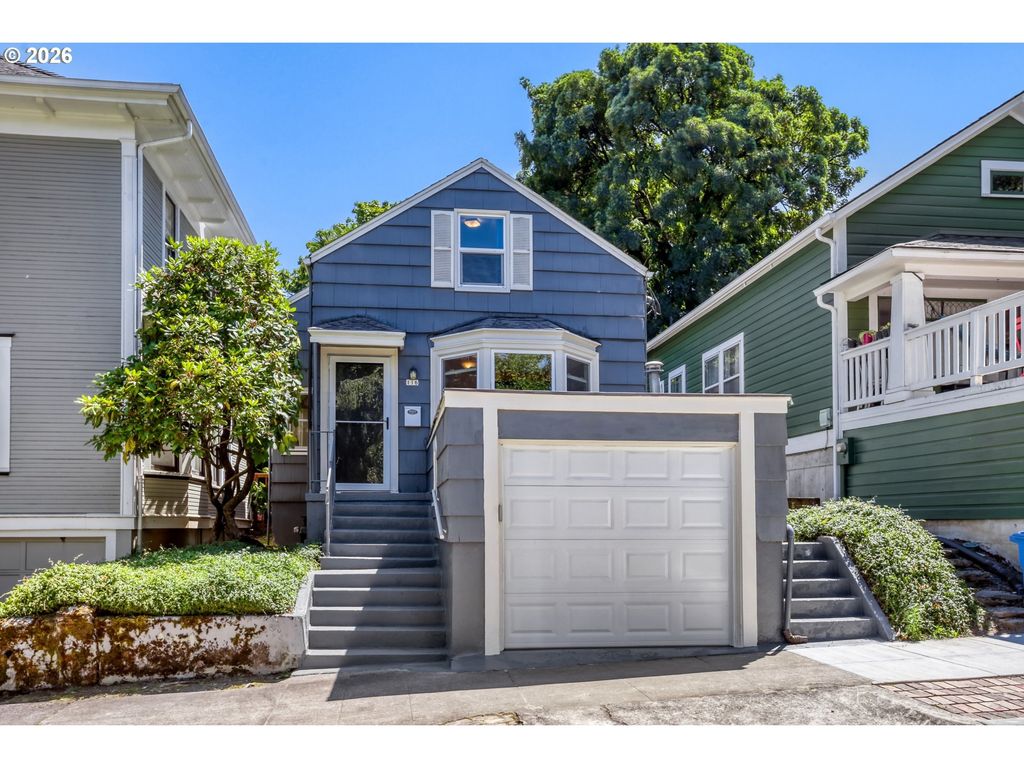116 S Gibbs St, Portland