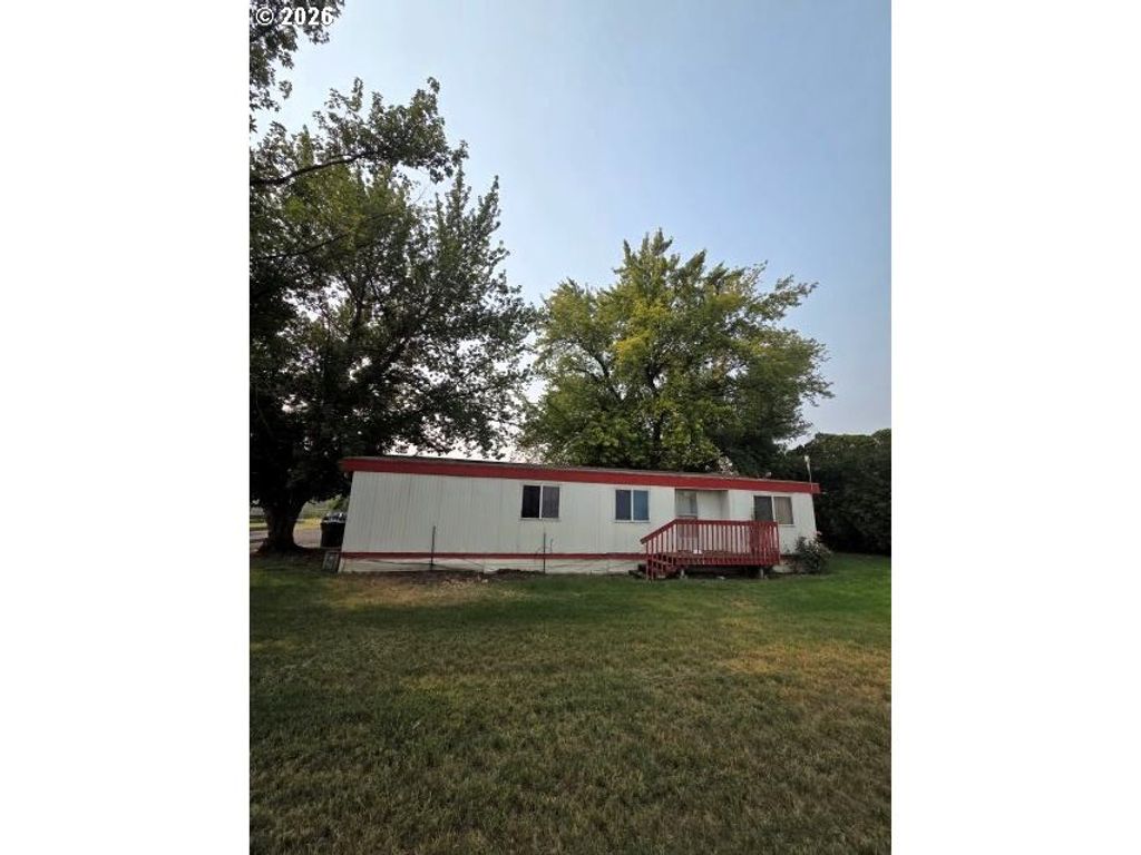 710 E Elm Ave, Hermiston