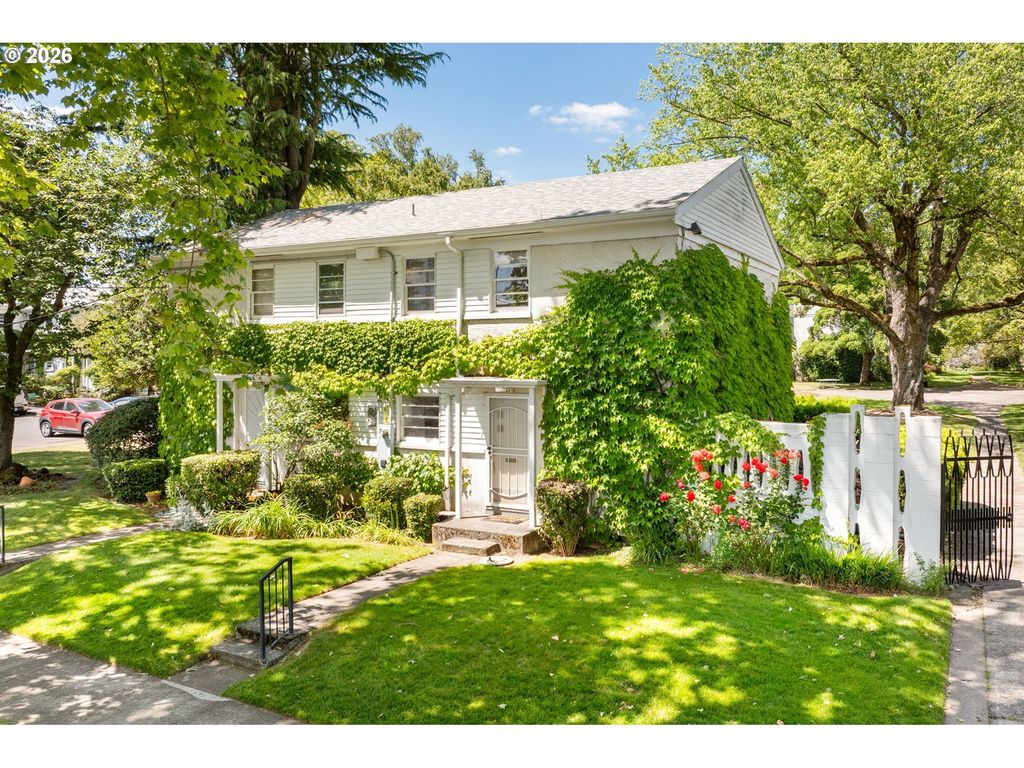 6811 Ne Broadway, Portland