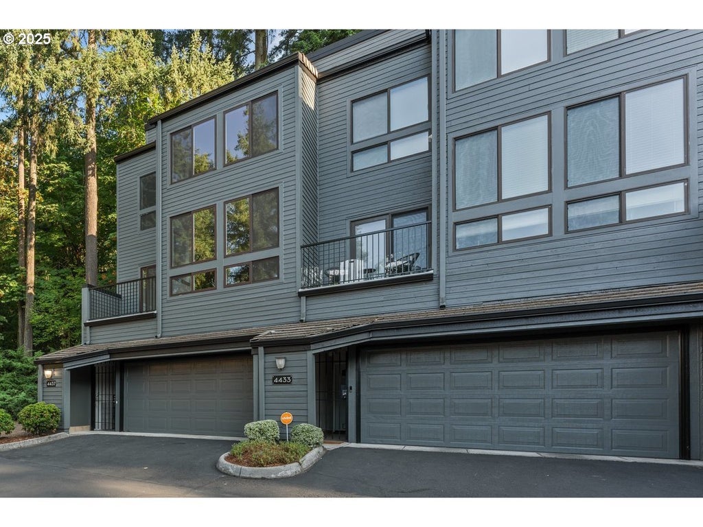 4437 Thunder Vista Ln, Lake Oswego