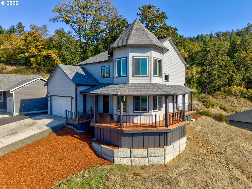 662 Brooks Loop, Sutherlin