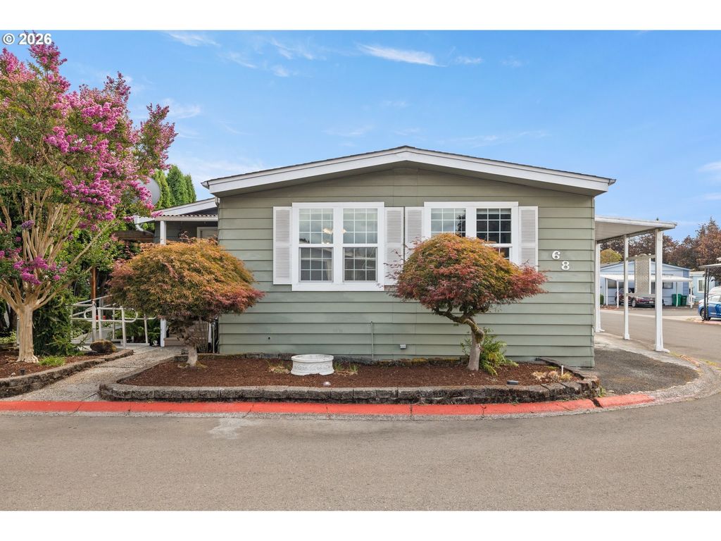 13640 Se Highway 212 68, Clackamas