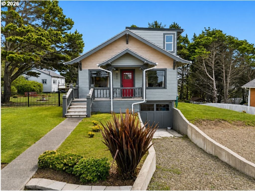 1610 Ne 13th St, Lincoln City