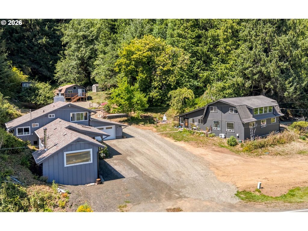 1995 N Bayview Rd, Waldport