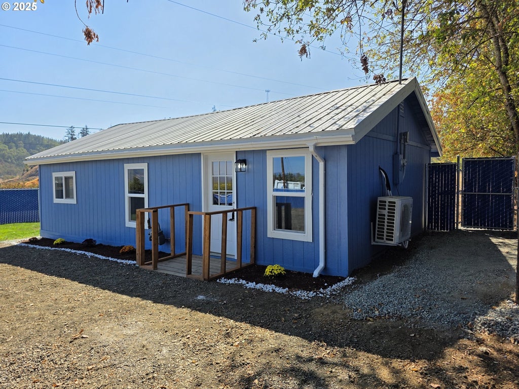 510 Boyer Rd, Riddle