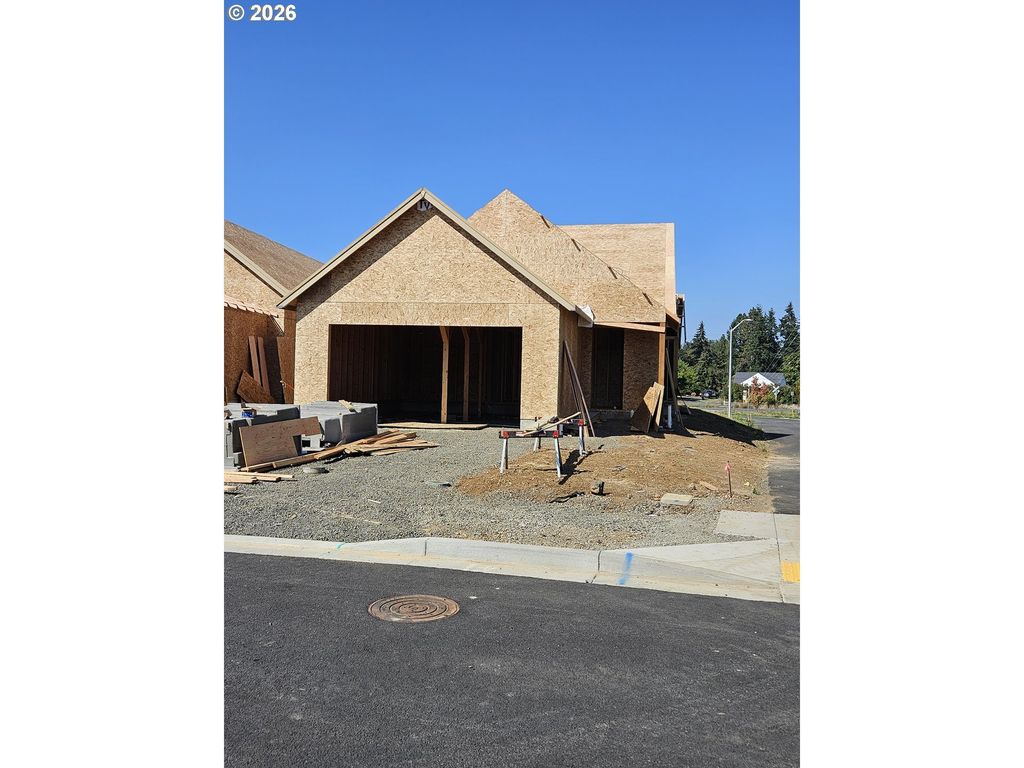 872 Chestnut Way, Silverton