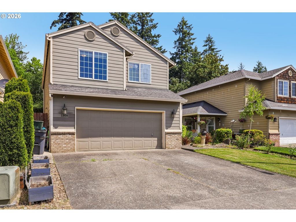 1308 Ne 168th St, Ridgefield