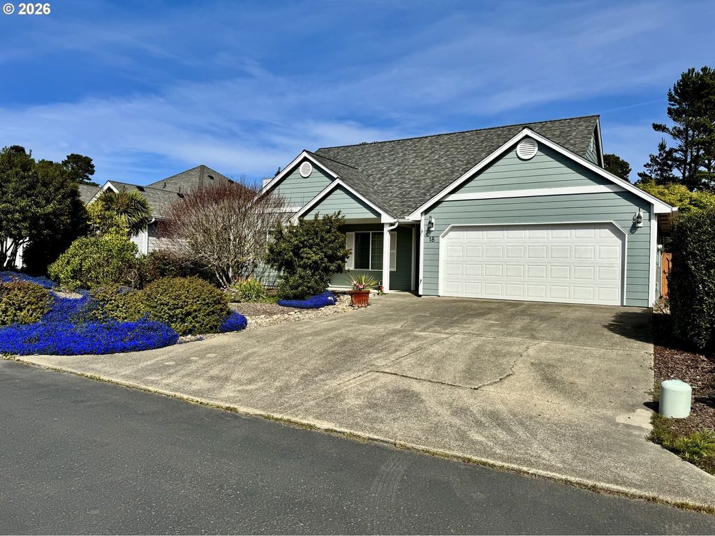 18 Mariners Ln, Florence