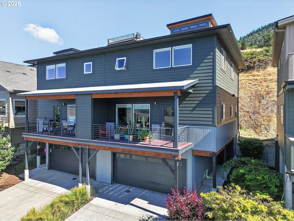 119 Ingram Pl, White Salmon