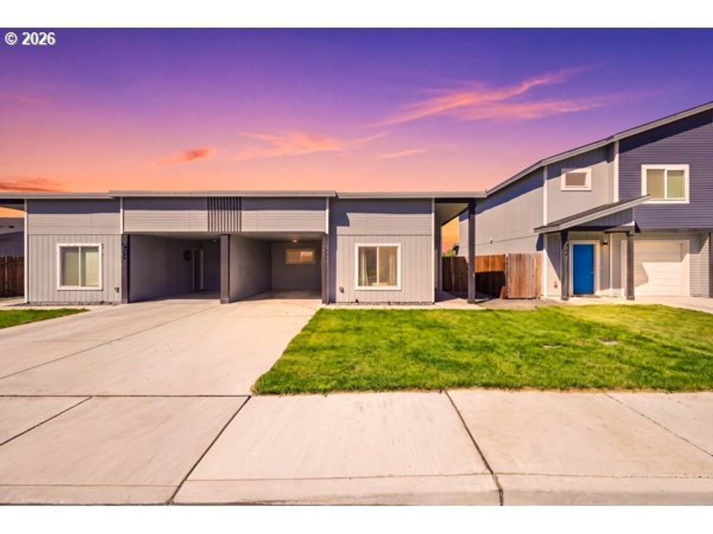 253 Merrick Ave, Umatilla