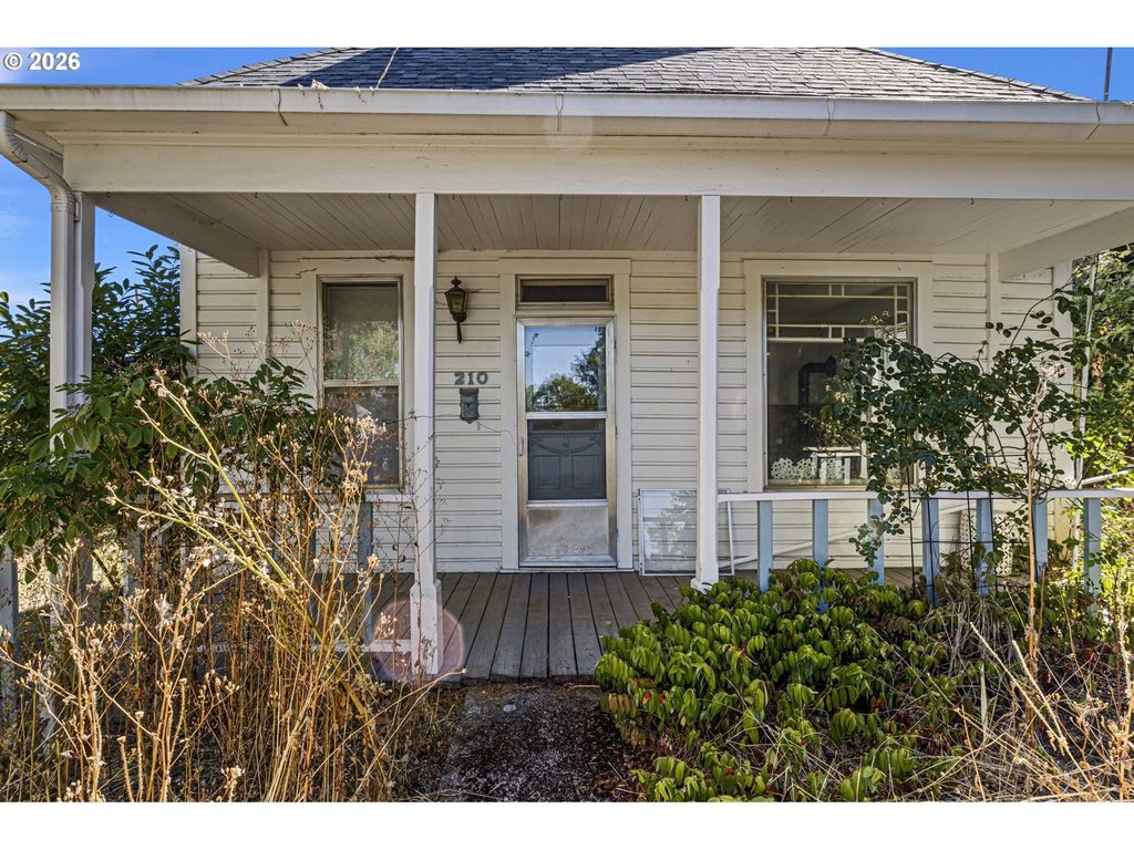 210 Se 4th St, Oakland