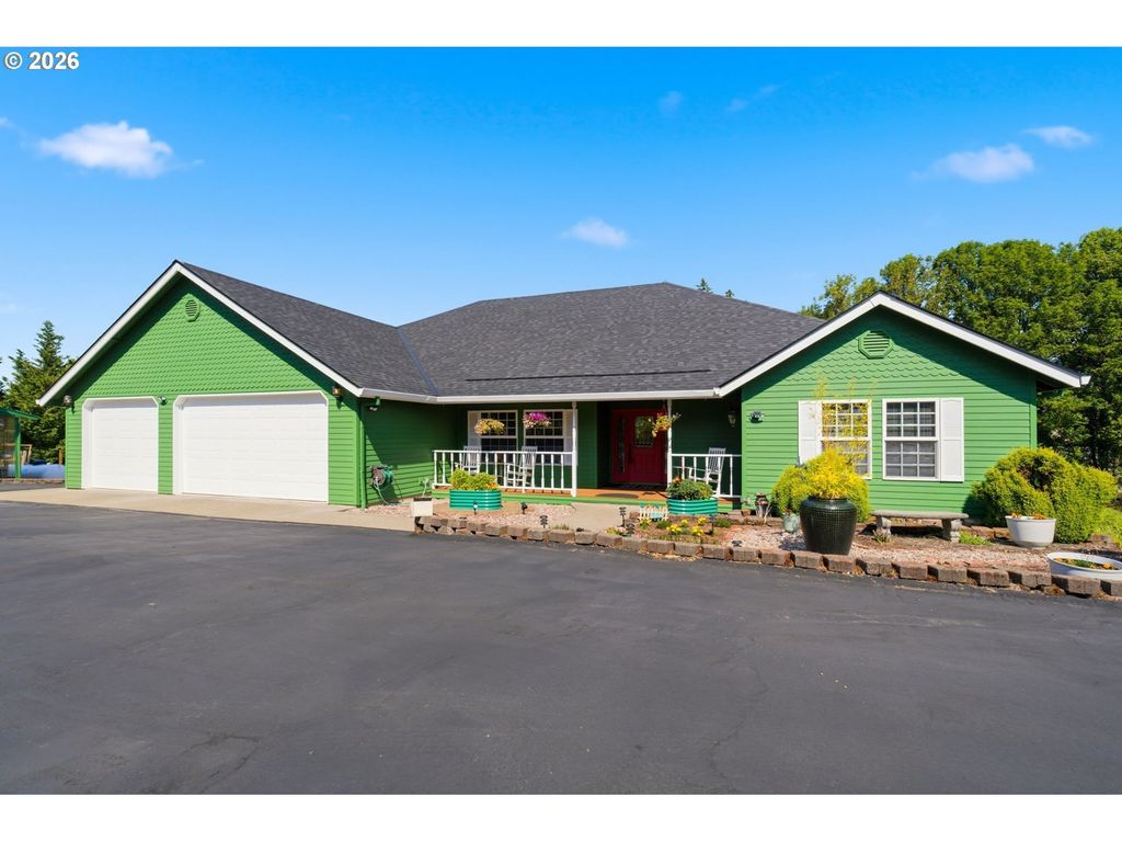 10920 Martin Ln Ne, Aurora