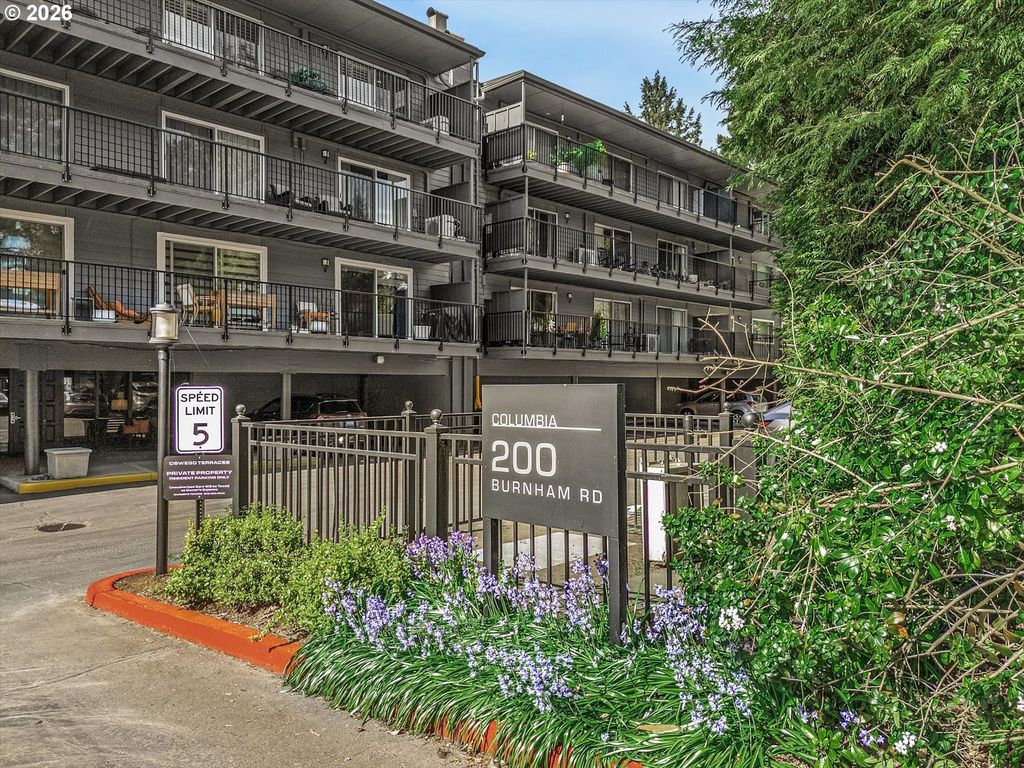 200 Sw Burnham Rd T404, Lake Oswego