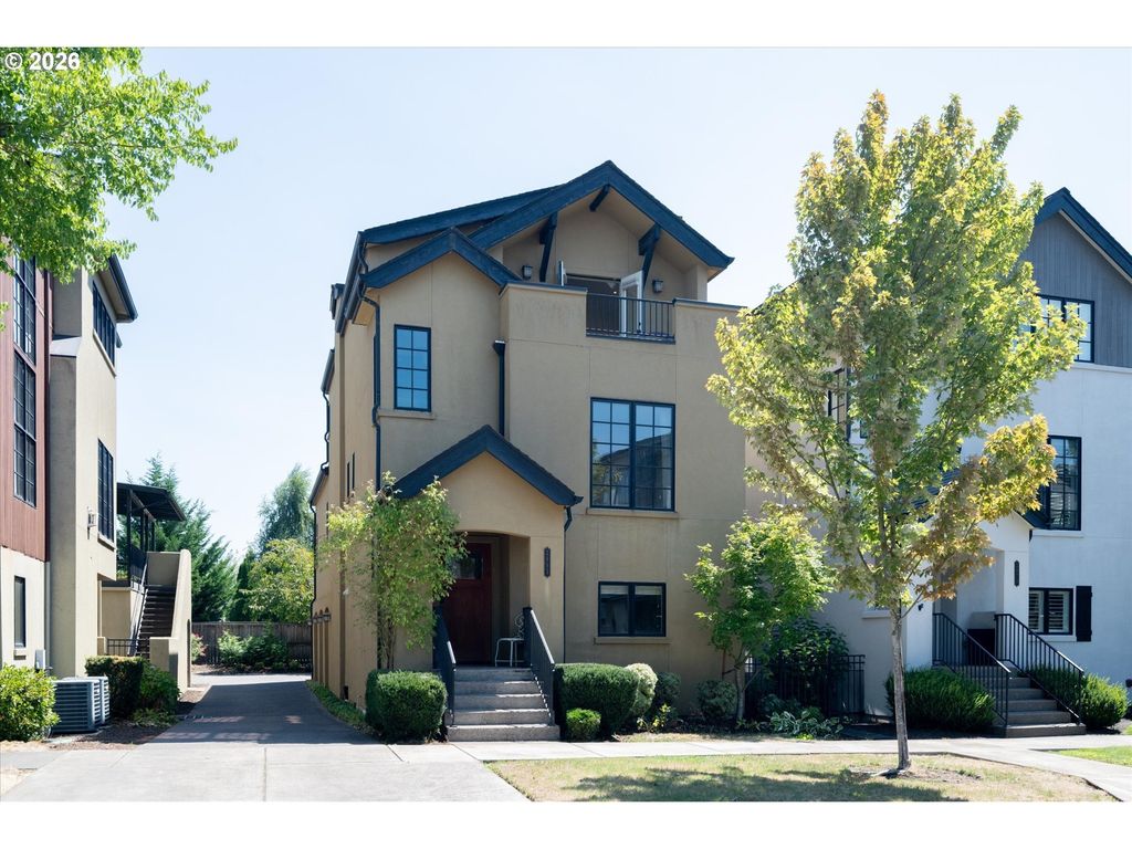 2883 Lord Byron Pl, Eugene