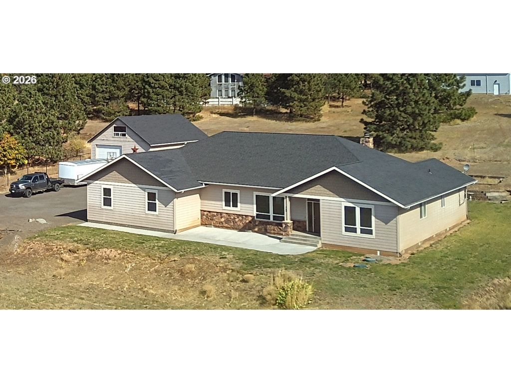36 Adams Loop Rd, Goldendale
