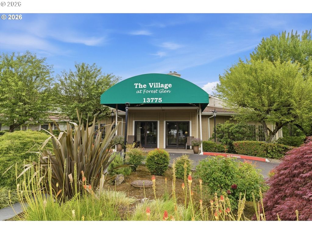 13775 Sw Scholls Ferry Rd 305, Beaverton