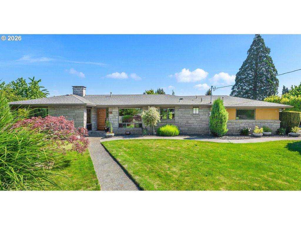 804 Nw Sluman Rd, Vancouver