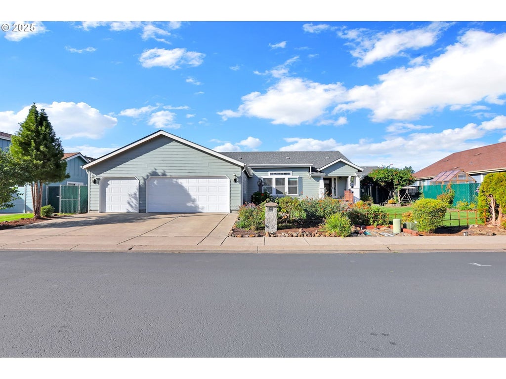 5365 Cobblestone Ln, Eugene