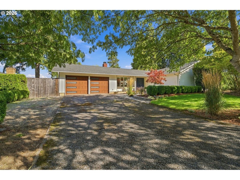 3465 Strathmore Pl, Eugene