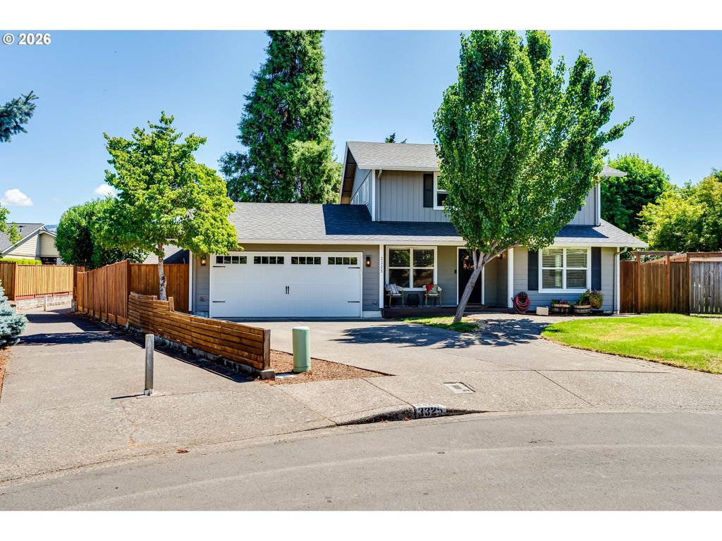 3325 Honeywood St, Eugene