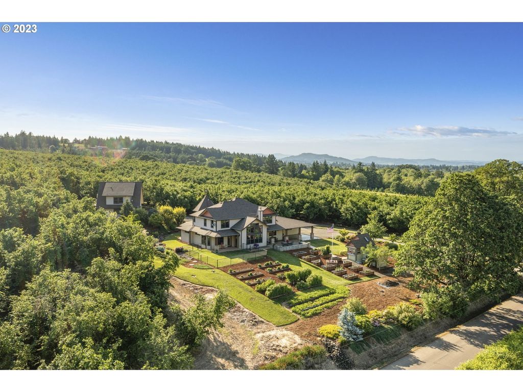 4185 Sw Lafollett Rd, Cornelius