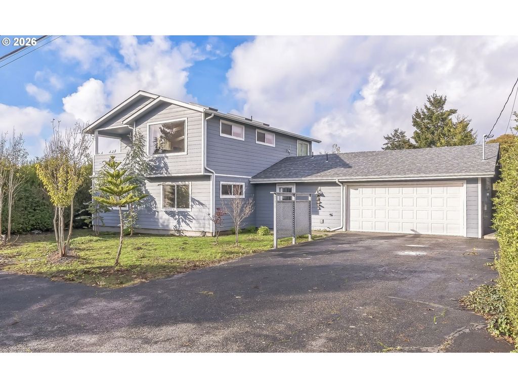 314 S Hazel St, Brookings