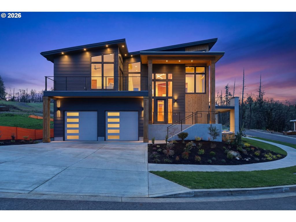 3490 Southview Dr, Eugene
