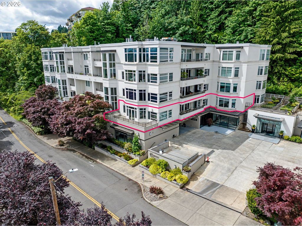 2445 Nw Westover Rd 202, Portland