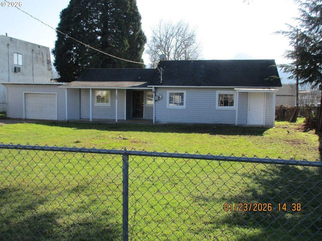 180 E Second Ave, Sutherlin