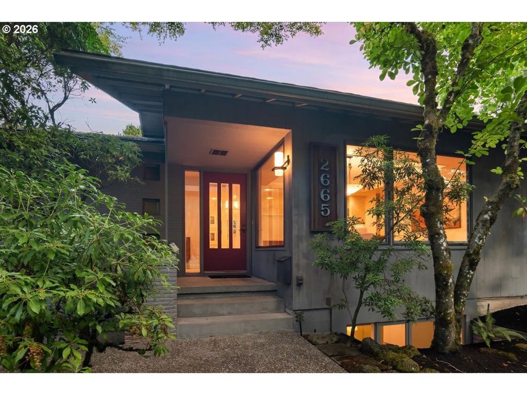 2665 Sw Sherwood Dr, Portland