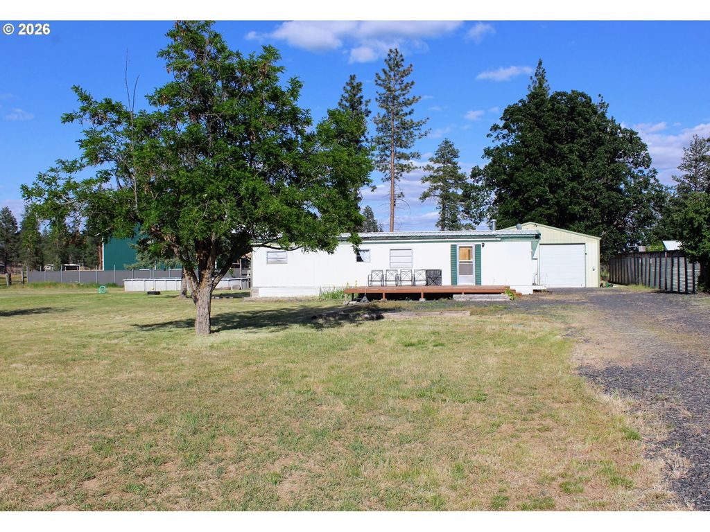306 S Mary B Rd, Tygh Valley