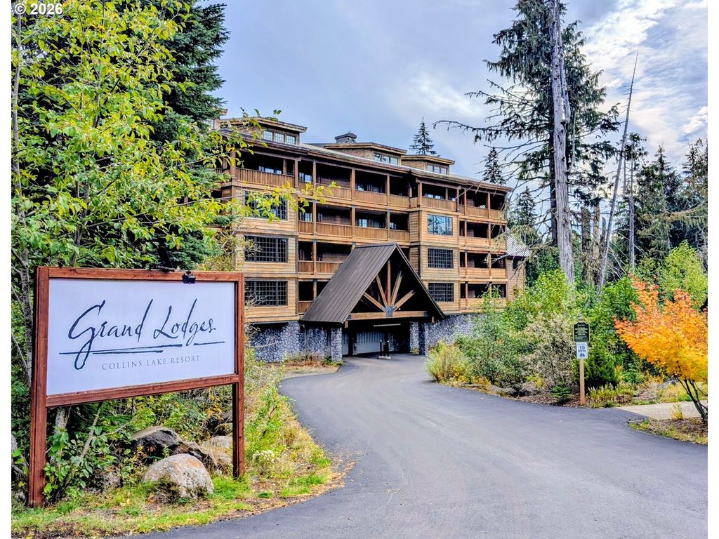 31250 E Collins Lake Rd 6, Government Camp